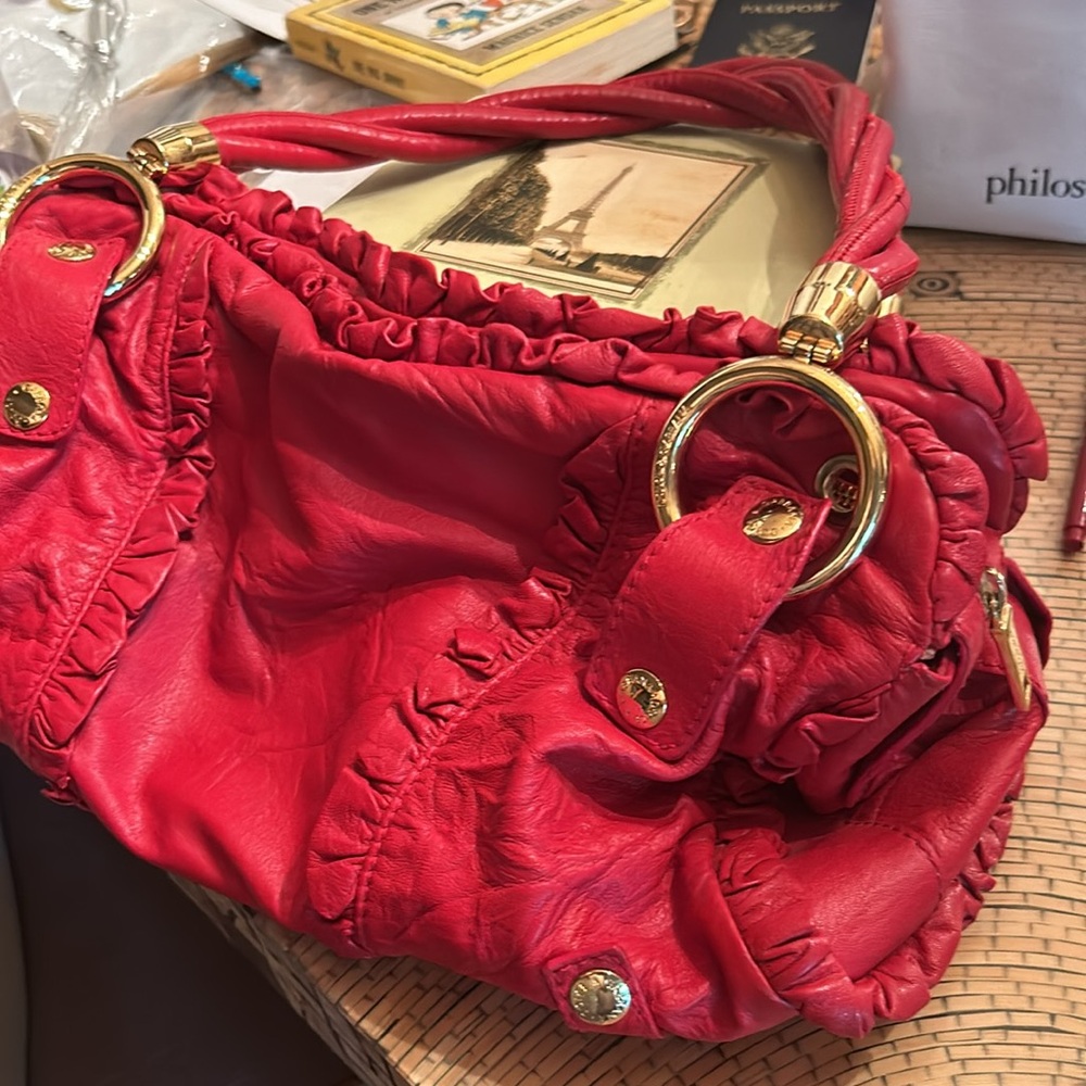 DOLCE & GABANNA 😍 Vintage Red Ruffle handbag♥️♥️♥️ EUC!! COA included STEAL!! - Picture 5 of 16